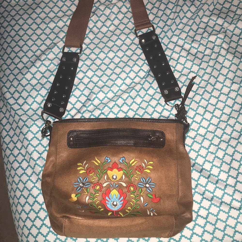 shoulder purse.